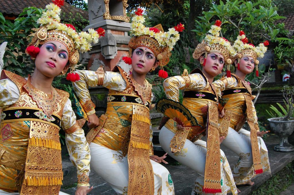 Melody Hotel Kuta Kuta Lombok Exteriör bild